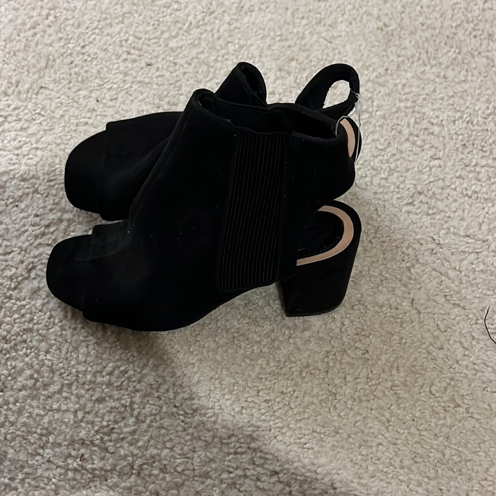 Black small booties